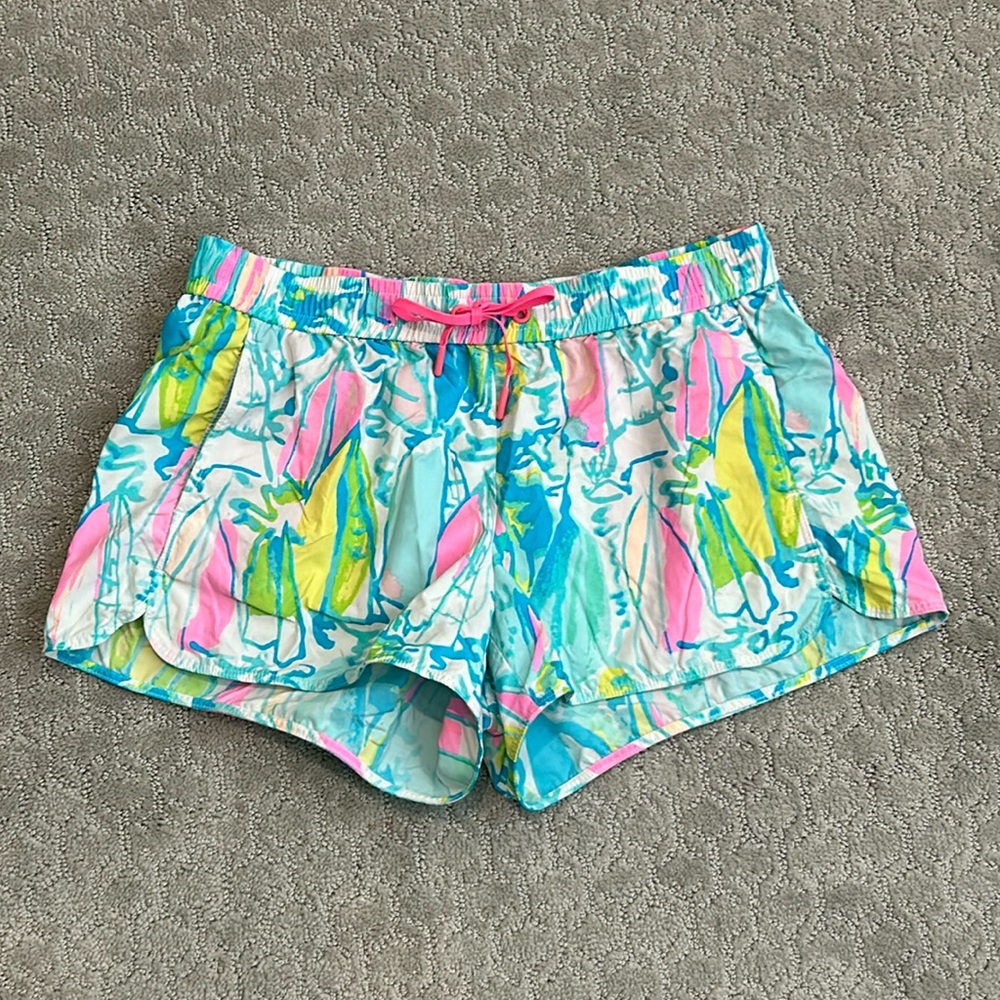 Lilly Pulitzer Beach and Bae Run Around Shorts S